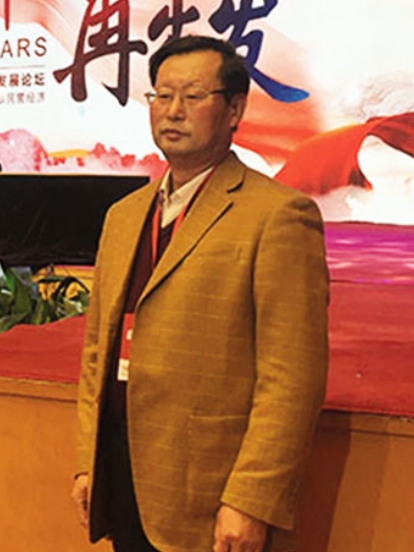 韓建鵬(青島湧泉華能源科技股份有限公司董事長) 韓建鵬(青島湧泉華能源科技股份有限公司董事長)