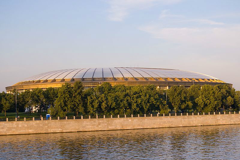 盧日尼基體育場