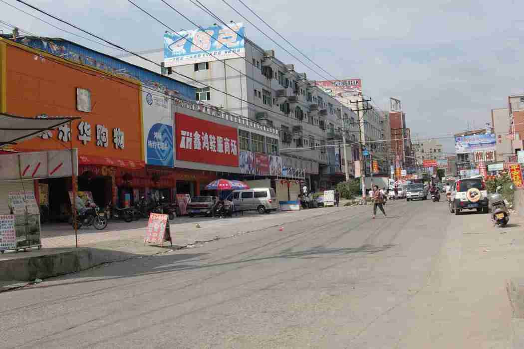 梧潭村 梧潭村