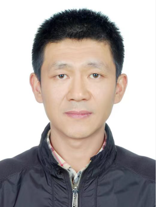 劉玉柱(安徽省銅陵市郊區文化旅遊體育局局長) 劉玉柱(安徽省銅陵市郊區文化旅遊體育局局長)