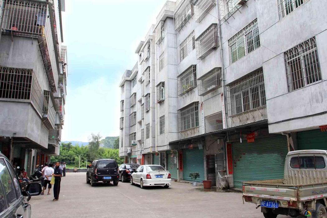 板仔斜村 板仔斜村