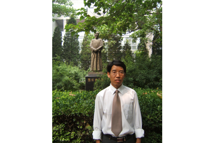 張向東(蘭州大學文學院教師) 張向東(蘭州大學文學院教師)