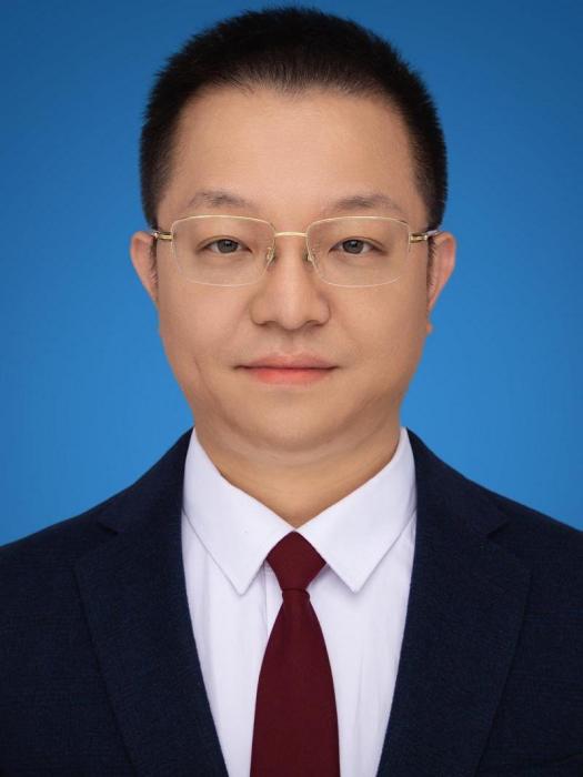 孫群(黑龍江省佳木斯市湯原縣委常委、政府副縣長) 孫群(黑龍江省佳木斯市湯原縣委常委、政府副縣長)