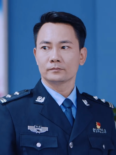 何志勇(經偵商戰劇《槓桿》中的男配角) 何志勇(經偵商戰劇《槓桿》中的男配角)