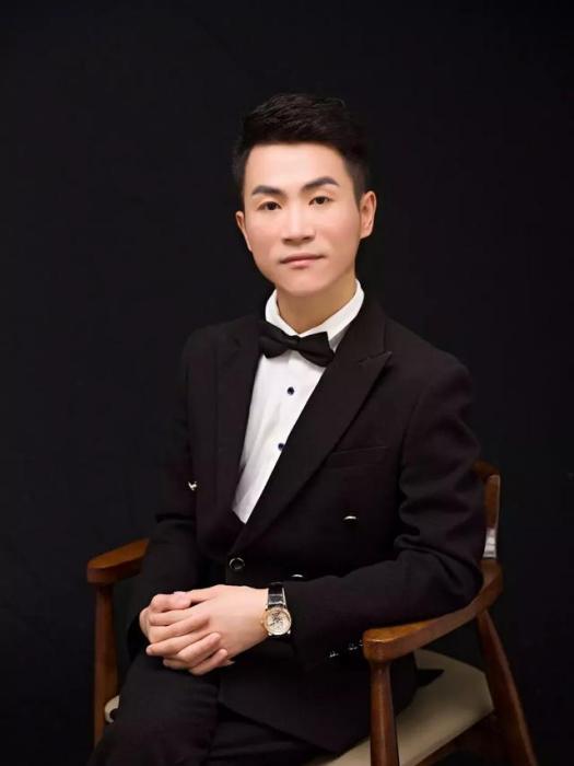 張東霖(東霖國際集團董事長) 張東霖(東霖國際集團董事長)