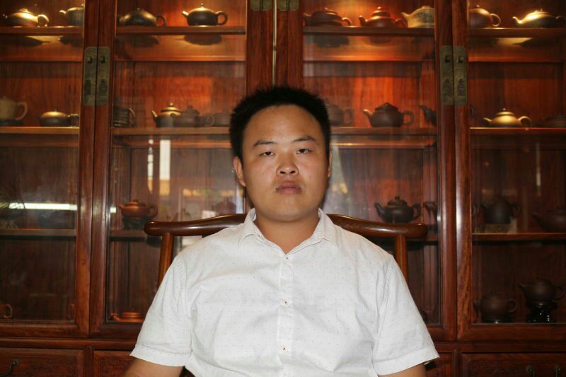 劉志高(中國工藝美術學會會員) 劉志高(中國工藝美術學會會員)