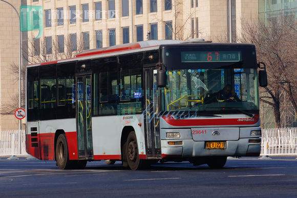 北京街頭的宇通公車