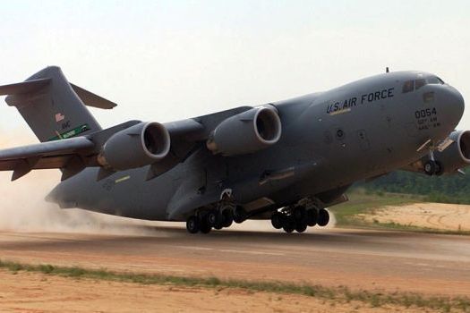 C-207運輸機 C-207運輸機