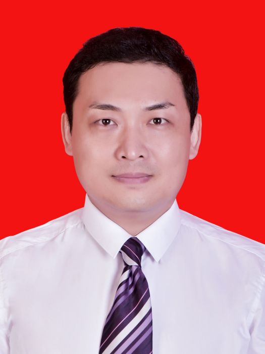 華東(廣西靖西市委原副書記、市人民政府原市長) 華東(廣西靖西市委原副書記、市人民政府原市長)
