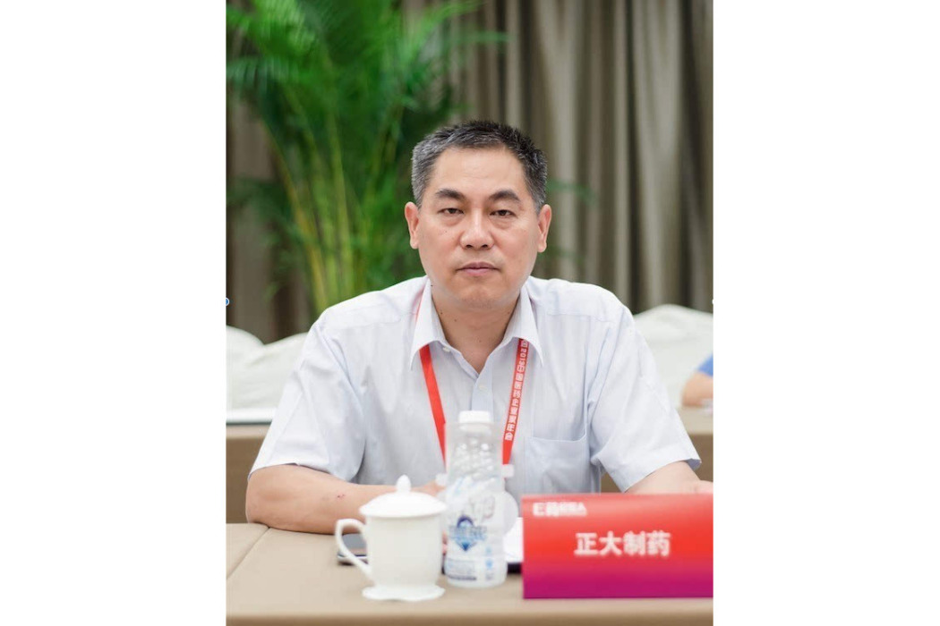 徐曉陽(中國生物製藥總裁) 徐曉陽(中國生物製藥總裁)