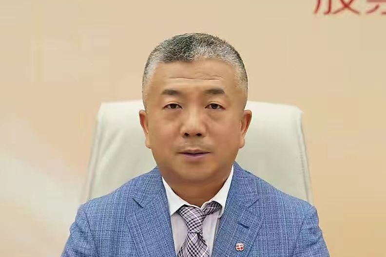 楊斌(上海東方證券資產管理有限公司董事長)