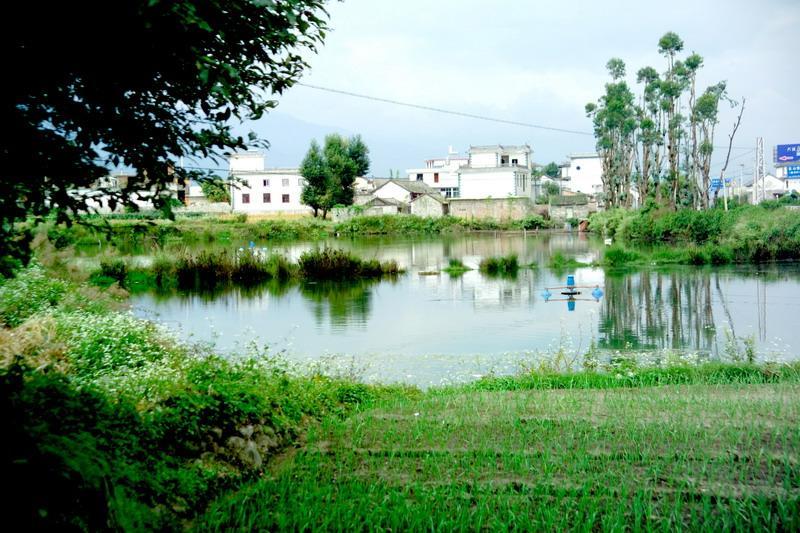 萬慶莊村 萬慶莊村