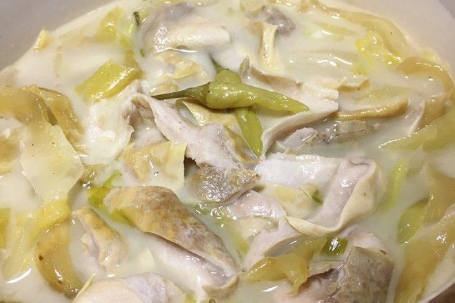 酸菜豬肚煲 酸菜豬肚煲