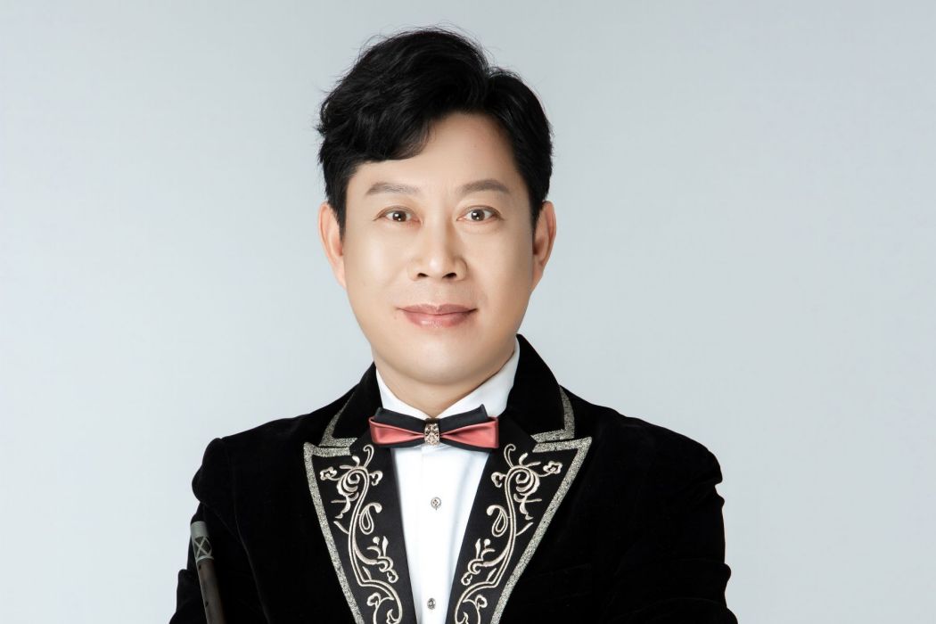 姜旭(青年器樂演奏家) 姜旭(青年器樂演奏家)