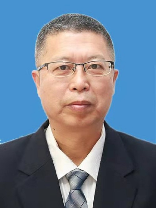 張雪峰(河北省承德市衛生健康委員會四級調研員) 張雪峰(河北省承德市衛生健康委員會四級調研員)