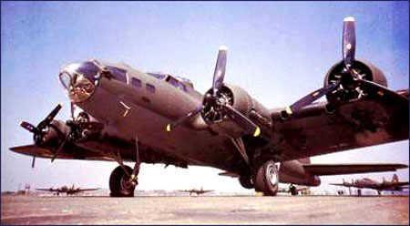 B17“飛行堡壘”轟炸機