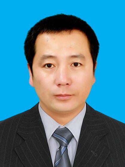 李慶彬(內蒙古自治區興安盟突泉縣綜合執法局局長) 李慶彬(內蒙古自治區興安盟突泉縣綜合執法局局長)