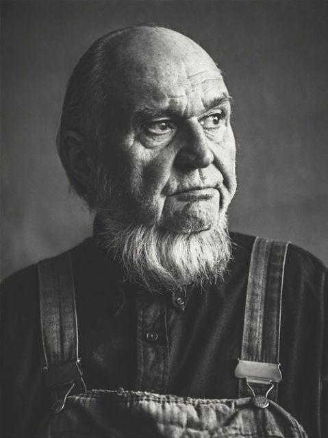 Carl Andre(美國藝術家) Carl Andre(美國藝術家)