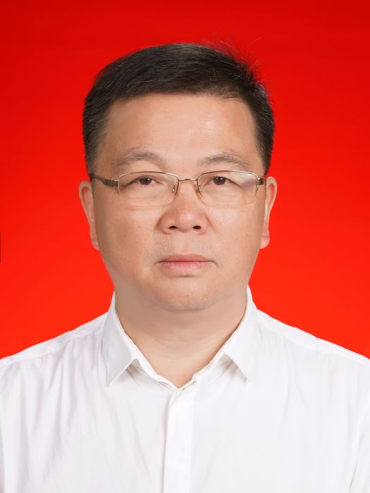 劉松濤(益陽市人民政府國有資產監督管理委員會主任) 劉松濤(益陽市人民政府國有資產監督管理委員會主任)