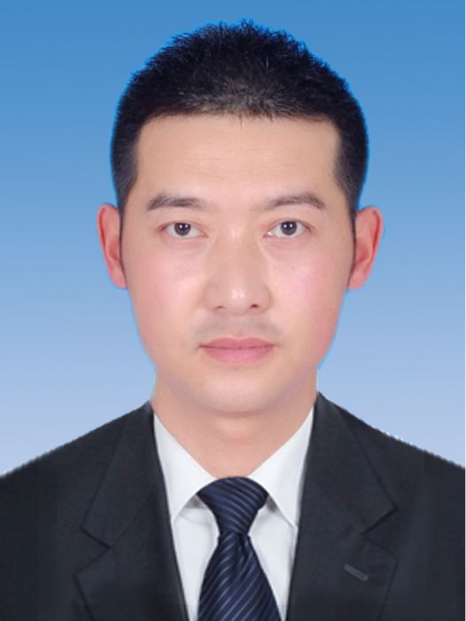王鐵成(呼和浩特市回民區中山西路街道黨工委書記) 王鐵成(呼和浩特市回民區中山西路街道黨工委書記)