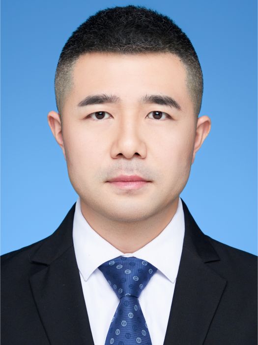 楊鑫(重慶市南岸區南山街道辦事處副主任) 楊鑫(重慶市南岸區南山街道辦事處副主任)