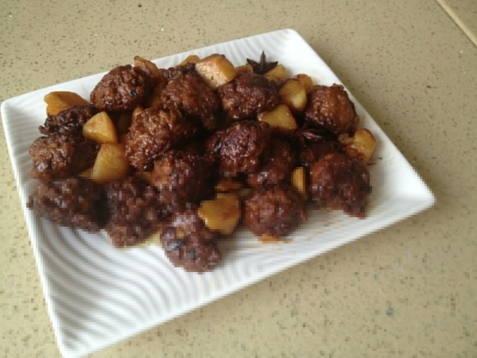 土豆燒丸子 土豆燒丸子