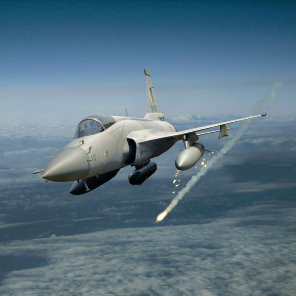 FC-1戰鬥機(JF-17戰鬥機)