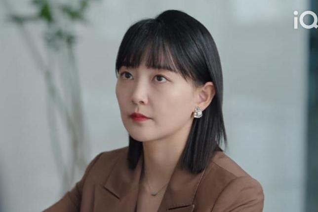 張慧(都市奇幻愛情劇《我的秘密室友》中的角色) 張慧(都市奇幻愛情劇《我的秘密室友》中的角色)