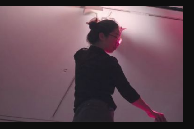 權河允 權河允
