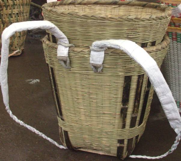 竹編背籠