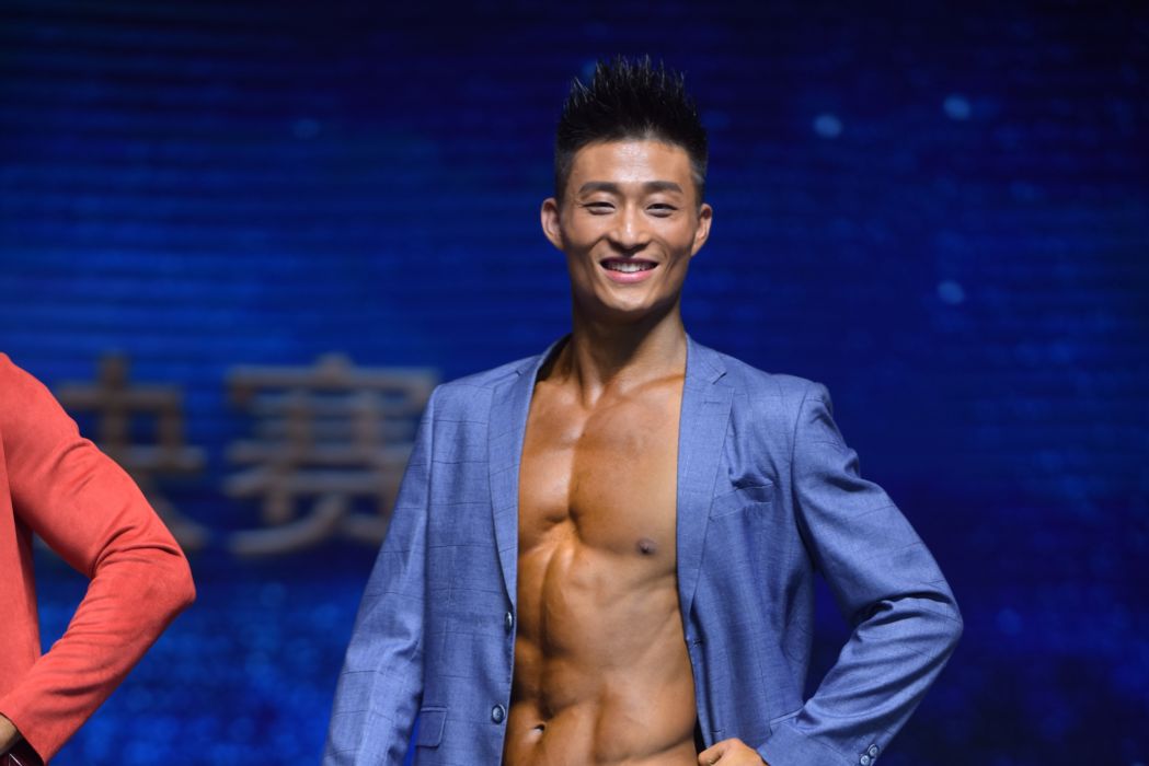張坤(健身模特) 張坤(健身模特)
