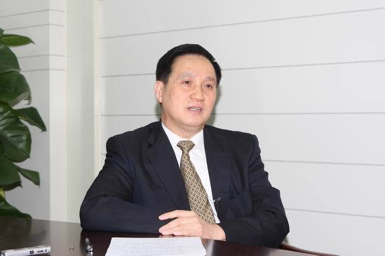 梁耀文(原廣東對外貿易經濟合作廳廳長) 梁耀文(原廣東對外貿易經濟合作廳廳長)