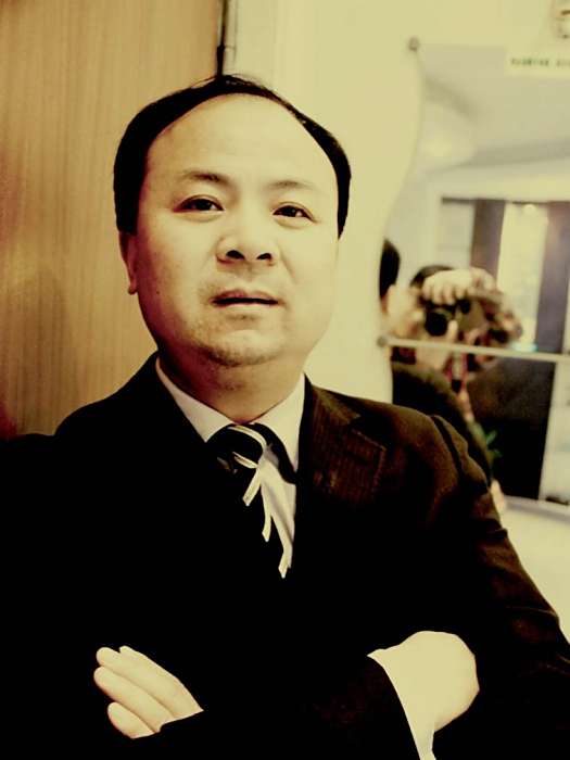 楊林生(湖北省老河口市農機局副局長) 楊林生(湖北省老河口市農機局副局長)