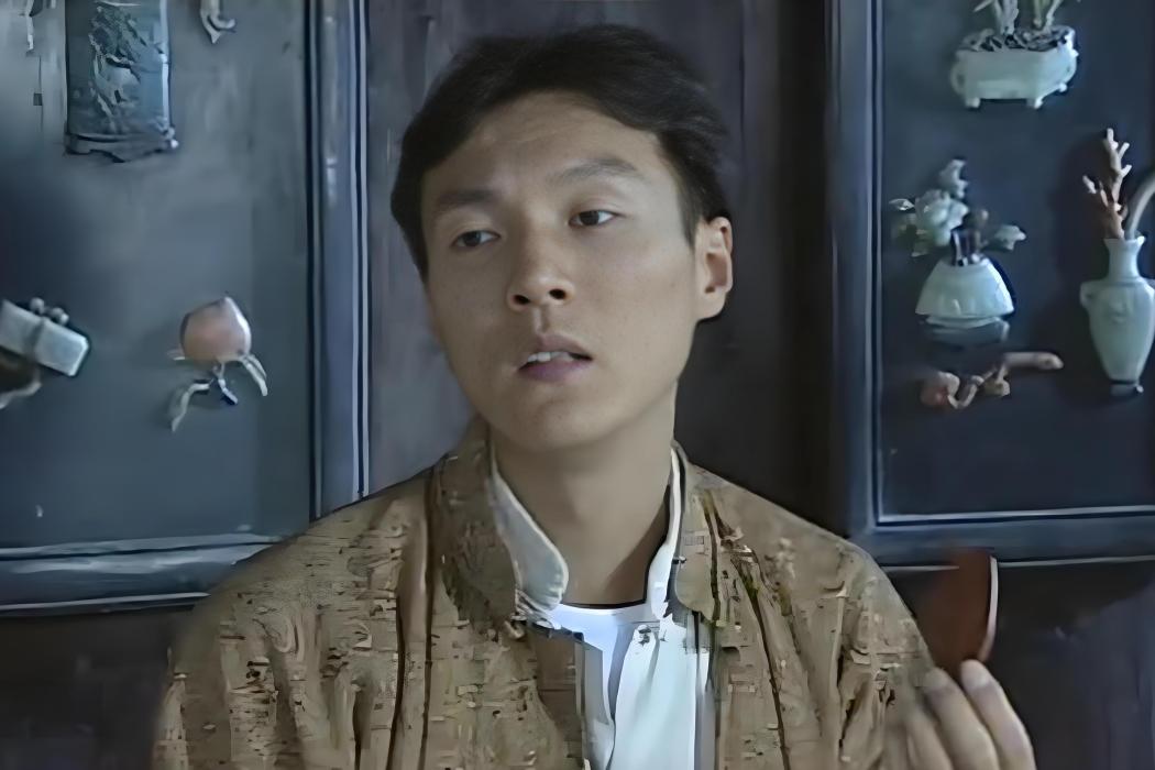 裘堅誠 裘堅誠