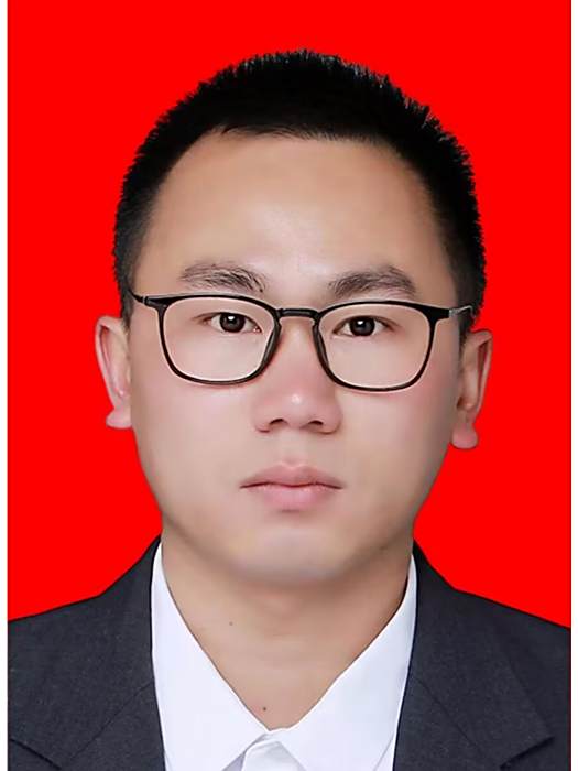 張德宇(貴州省黔南州惠水縣羨塘鎮黨委副書記、鎮長) 張德宇(貴州省黔南州惠水縣羨塘鎮黨委副書記、鎮長)