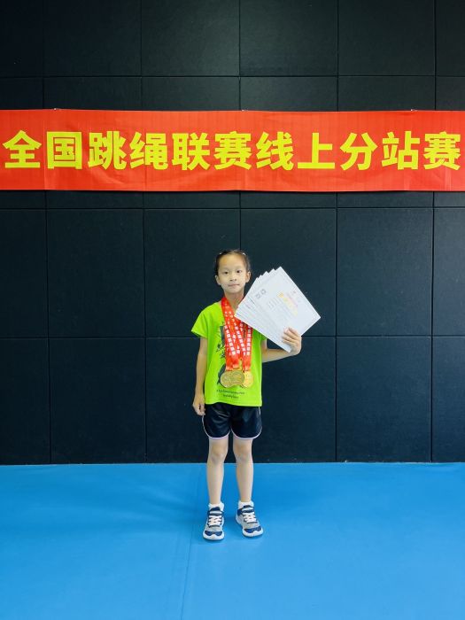 趙一桐 趙一桐