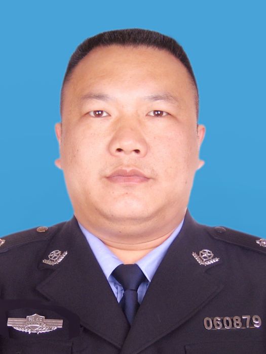 周春華(現任枝江市公安局黨組成員、副局長) 周春華(現任枝江市公安局黨組成員、副局長)