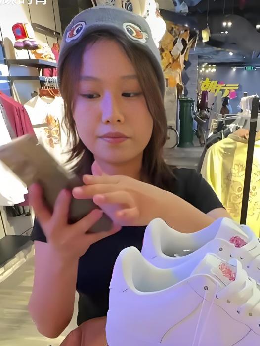 戒躁的青 戒躁的青