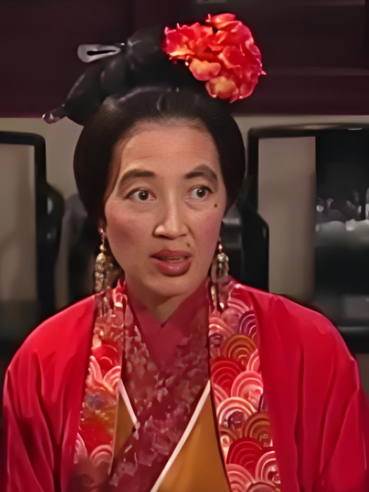 陳嬌(《皆大歡喜》中石大川的妻子,由馬海倫飾演) 陳嬌(《皆大歡喜》中石大川的妻子,由馬海倫飾演)