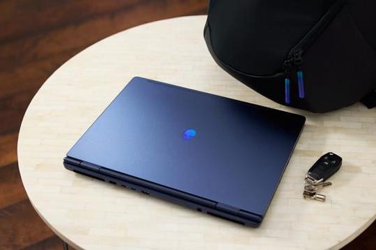 Alienware 16 Aurora Alienware 16 Aurora
