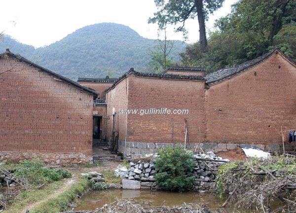 矮山底村 矮山底村