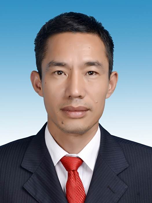 梁鋒(廣西壯族自治區河池市巴馬瑤族自治縣委副書記、二級調研員,市委黨校巴馬分校校長(兼)) 梁鋒(廣西壯族自治區河池市巴馬瑤族自治縣委副書記、二級調研員,市委黨校巴馬分校校長(兼))