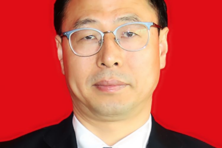 張衛平(江西省貴溪市委常委、宣傳部長) 張衛平(江西省貴溪市委常委、宣傳部長)