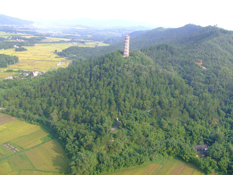 龍潭鎮(四川省布拖縣龍潭鎮)