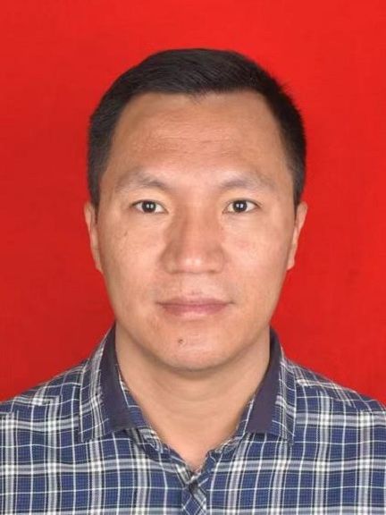 楊熙(四川省涼山彝族自治州昭覺縣人民政府黨組成員、副縣長) 楊熙(四川省涼山彝族自治州昭覺縣人民政府黨組成員、副縣長)