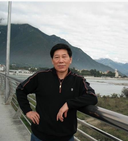 雷顯平 雷顯平