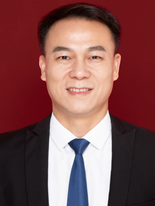 尹洪輝(湖南省長沙市開福區城市管理和綜合執法局黨組成員、副局長、三級主任科員)