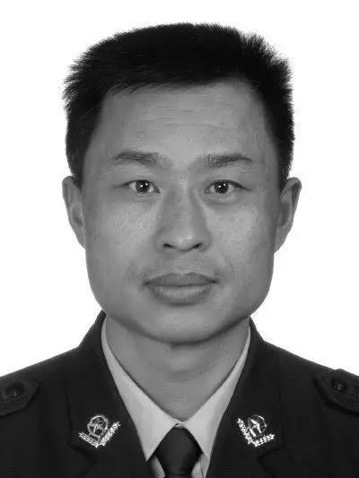 張新忠(山東省菏澤市東明縣看守所原所長) 張新忠(山東省菏澤市東明縣看守所原所長)