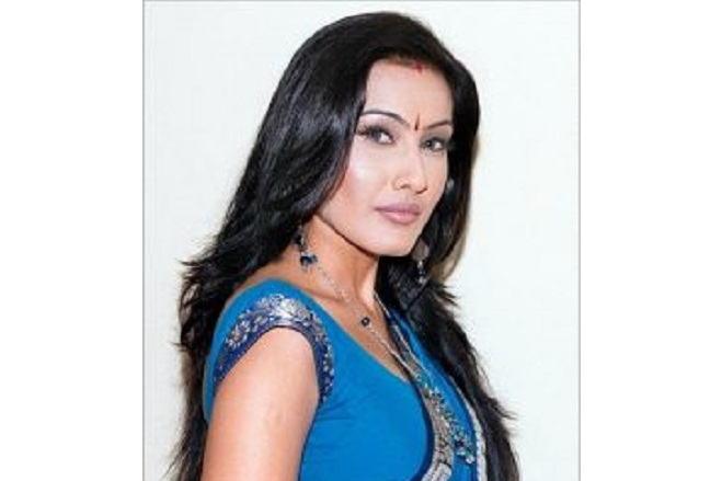 kamya panjabi kamya panjabi