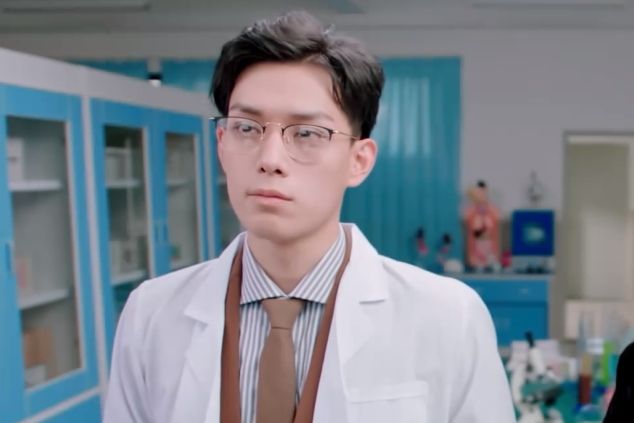 呂游(網路微短劇《初吻33次》中的角色)
